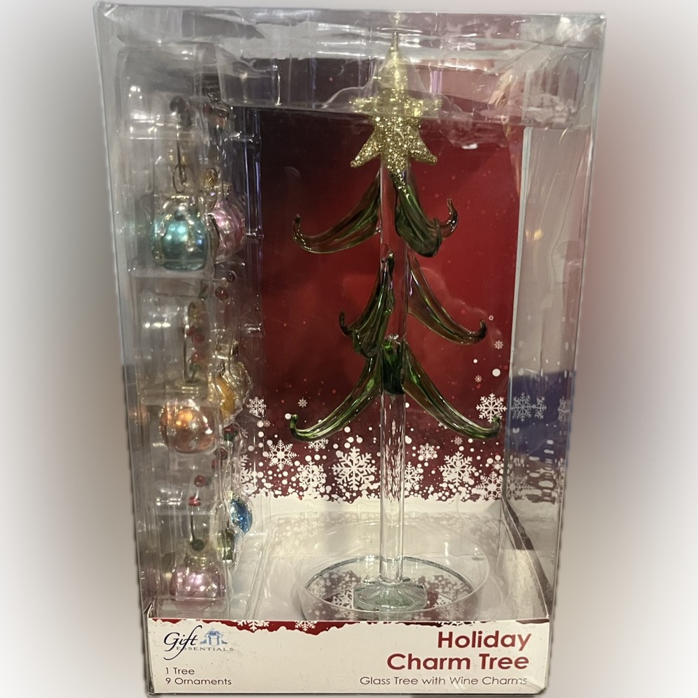Holiday Charm Tree with Ornaments